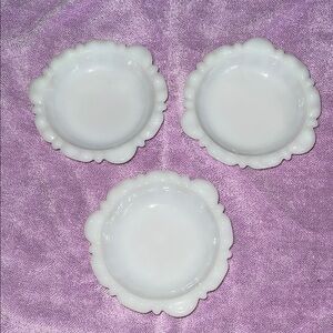 Set of Three White Scalloped Bowls